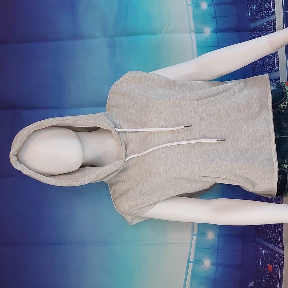 Forever 21 Gray Sleeveless Sweatshirt Hoodie Top M Medium